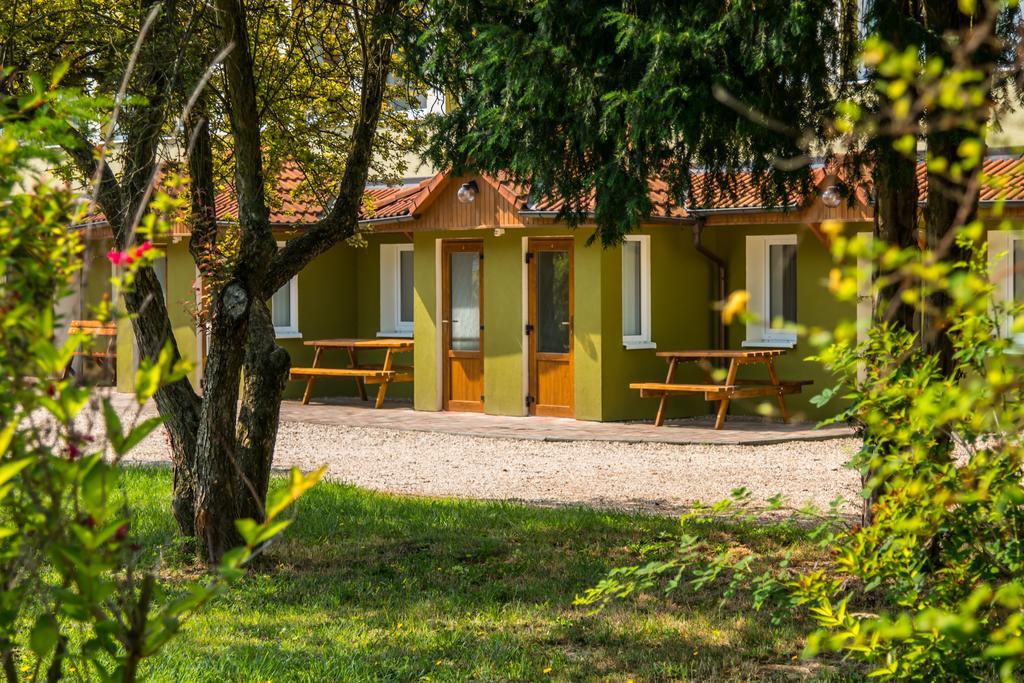 Penzion v parku Cejkovice  Esterno foto